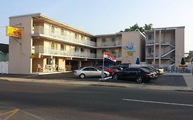 Bay Breeze Motel